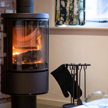 The Forge - Beautiful Contemporary Barn - Hot Tub Villa Bridgnorth Bagian luar foto