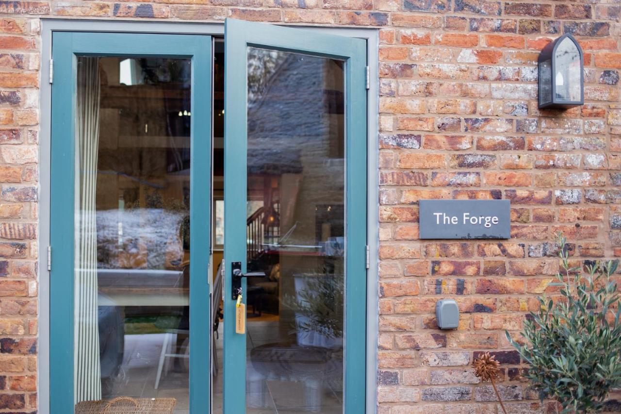 The Forge - Beautiful Contemporary Barn - Hot Tub Villa Bridgnorth Bagian luar foto